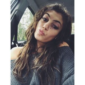 Meet your Posher, Kaitlin